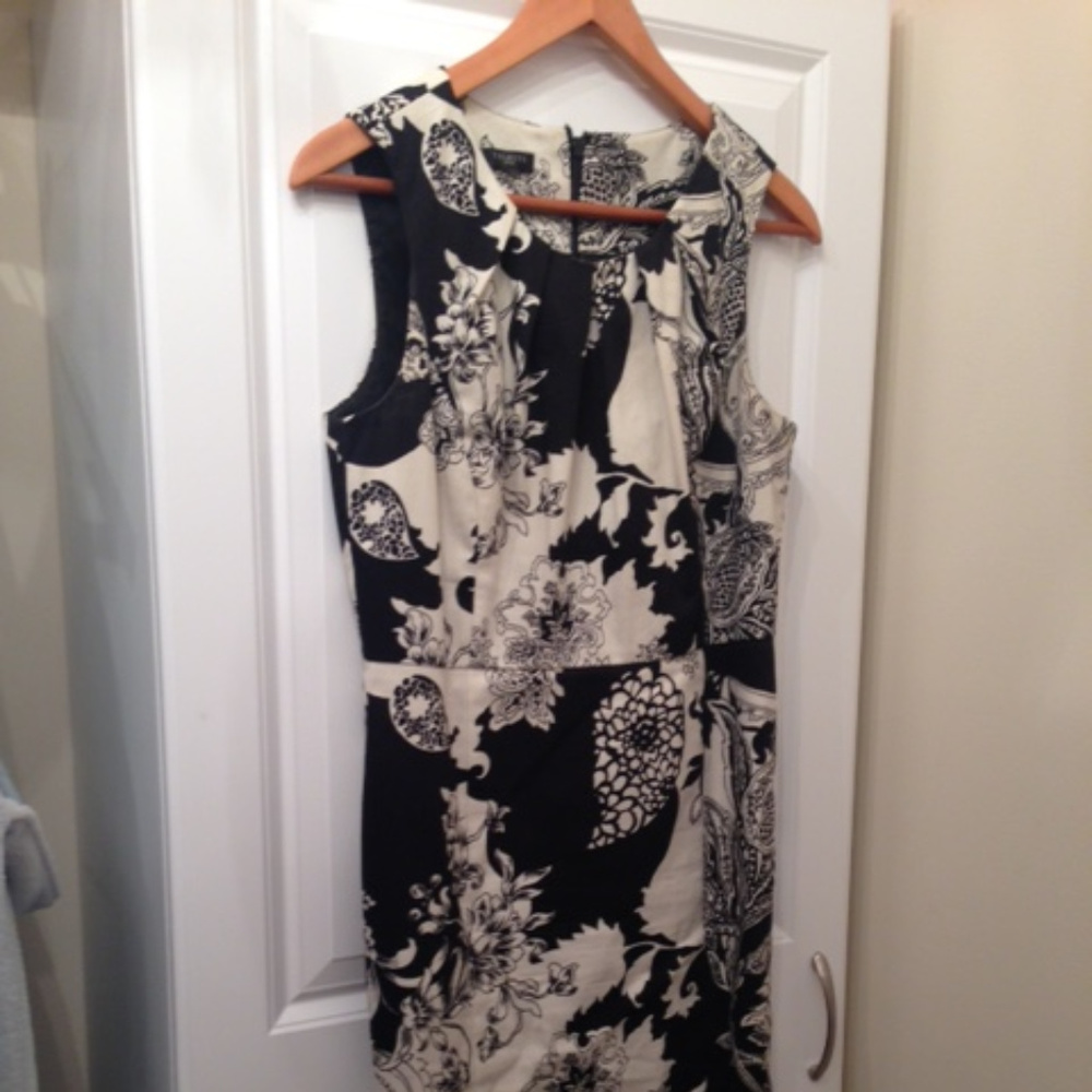 Women dress